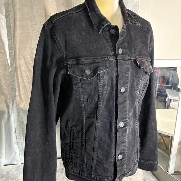 Vintage Levi’s Jean jacket for men size Large - Picture 3 of 16